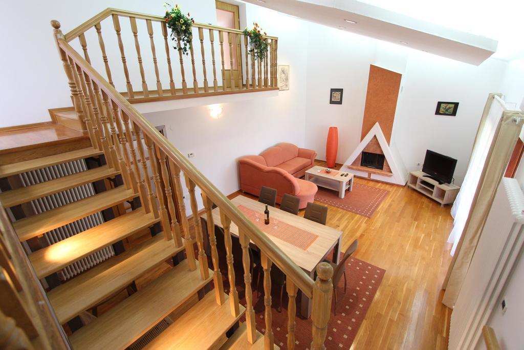 Apartment Villa Nera 풀라 객실 사진
