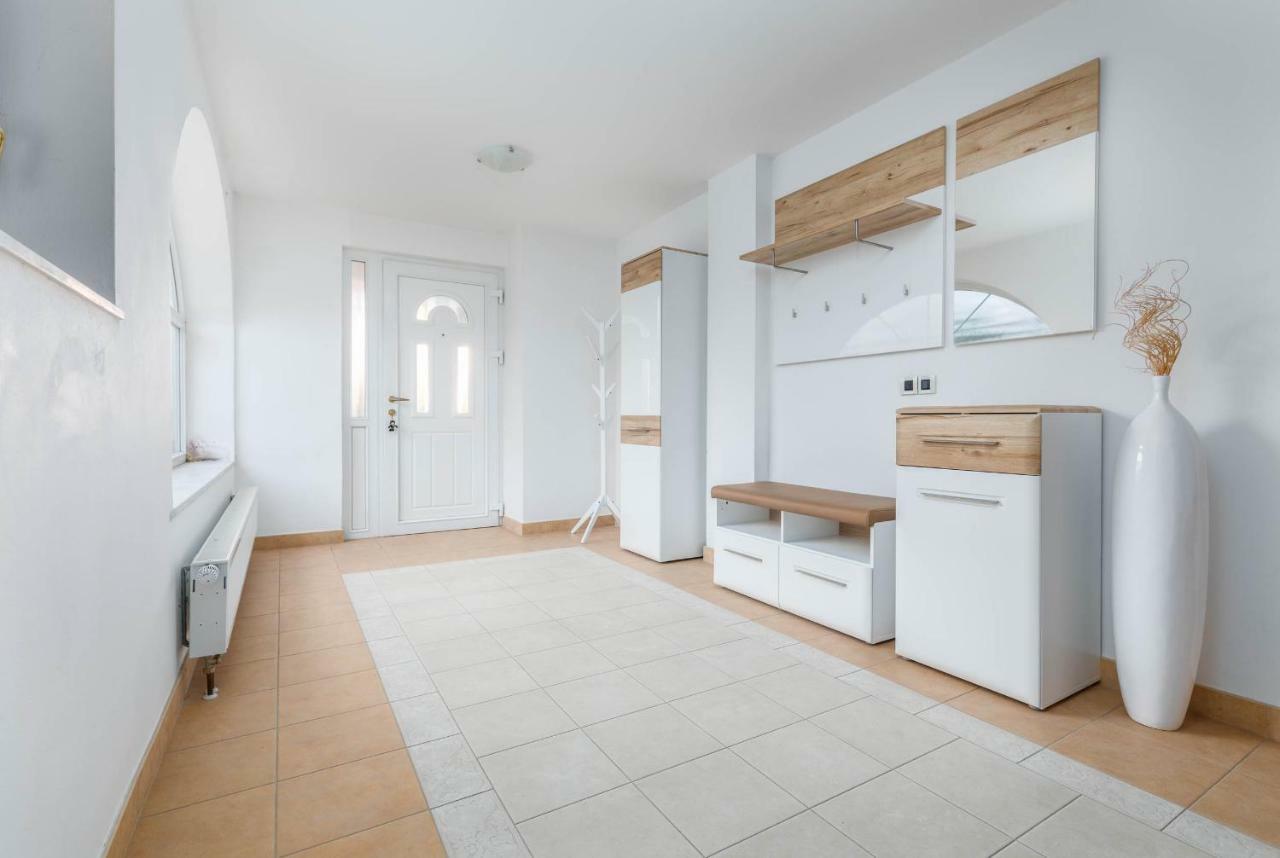 Apartment Villa Nera 풀라 외부 사진